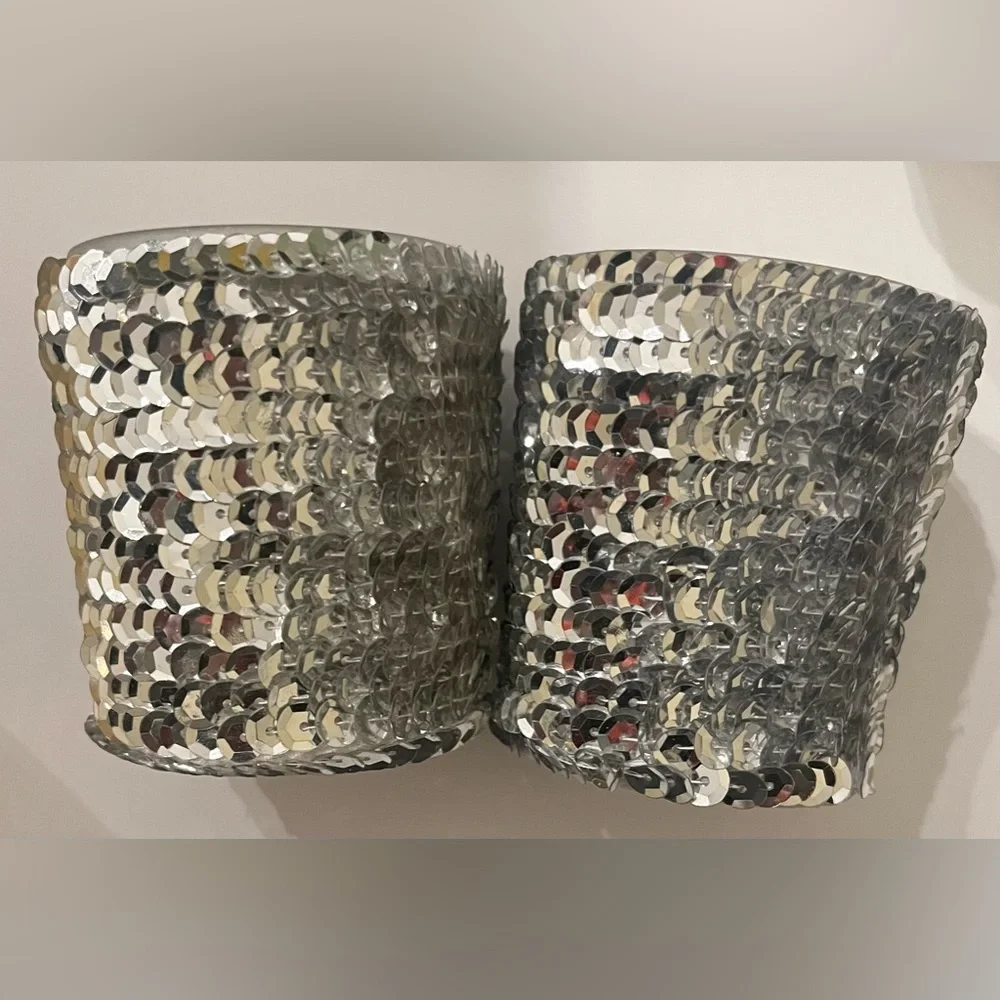 New in package silver sequin votive candle gift set